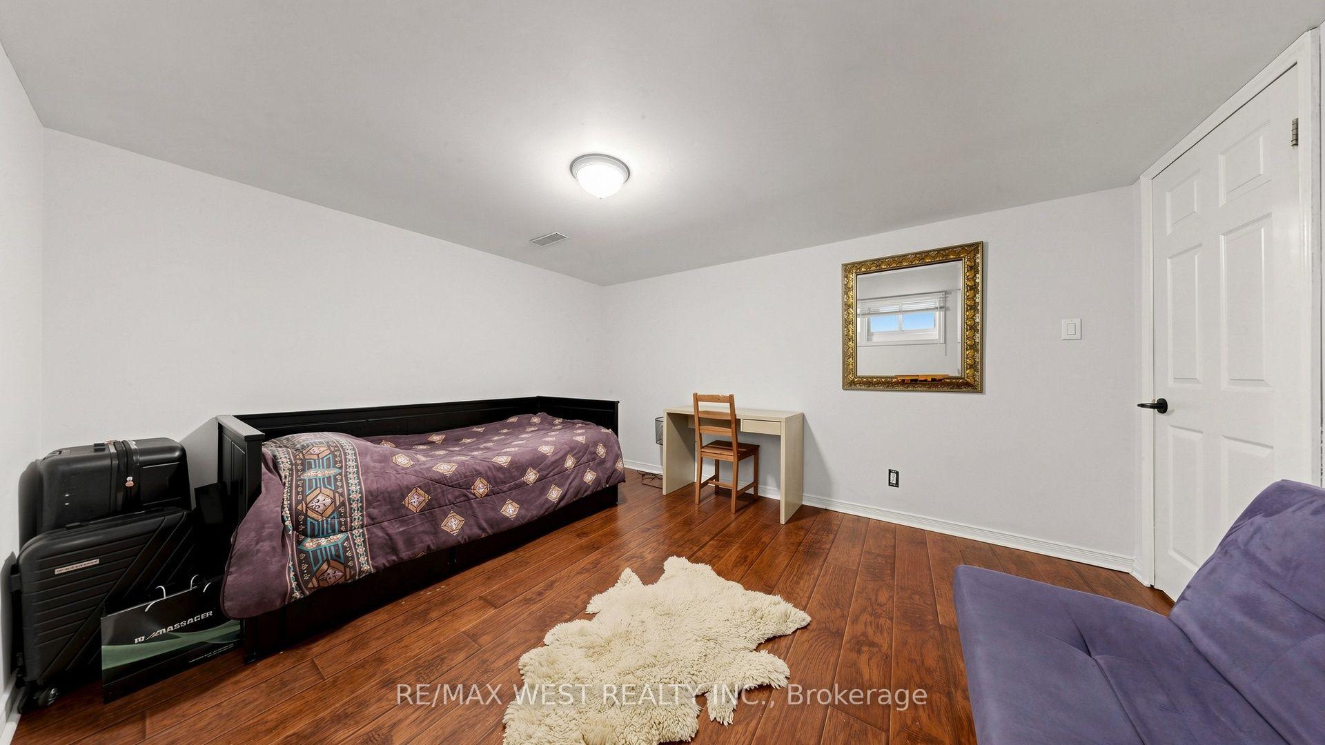 Photo 32 of 32 Allonsius Drive, Etobicoke, Eringate-Centennial-West Deane — HOMEH