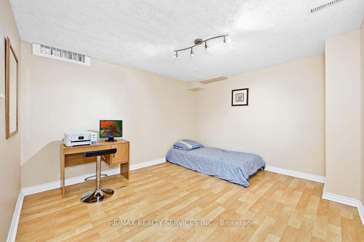 Photo 31 of 64 Strickland Drive, Ajax, Central West — HOMEH