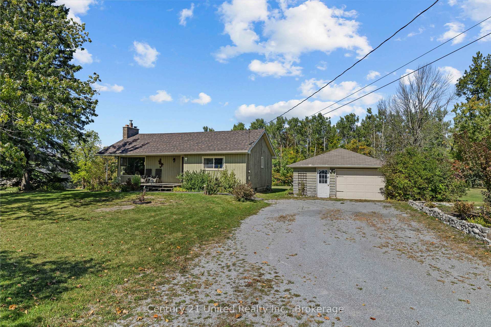 Photo of 1676 8th Line