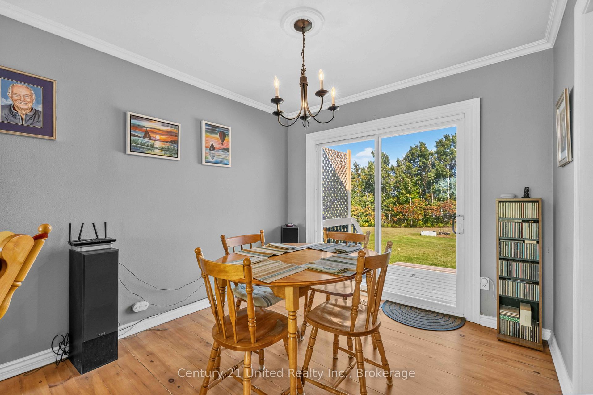Photo 19 of 1676 8th Line, Selwyn — HOMEH
