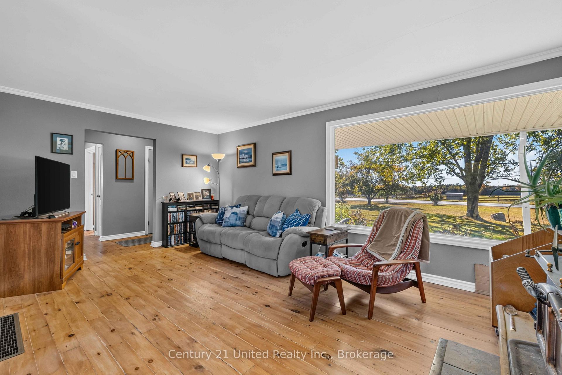 Photo 20 of 1676 8th Line, Selwyn — HOMEH