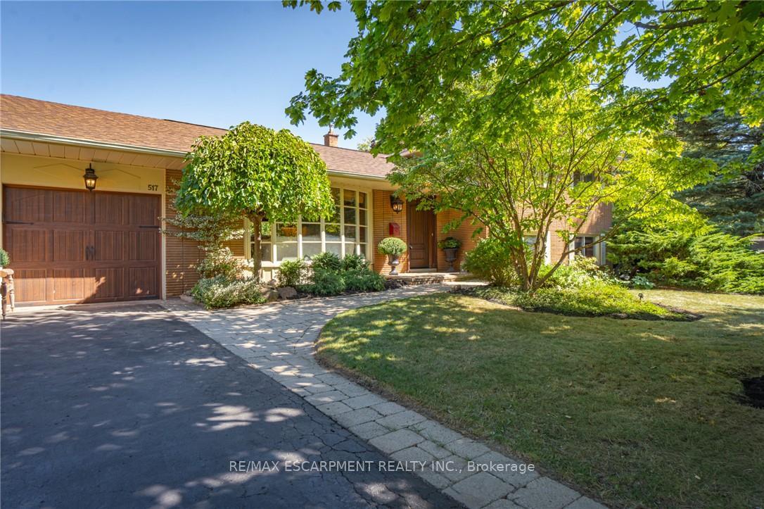 Photo 3 of 517 Rosedale Crescent, Burlington, Roseland — HOMEH