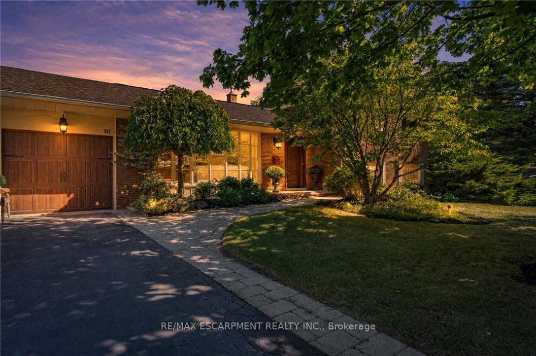 Photo 5 of 517 Rosedale Crescent, Burlington, Roseland — HOMEH