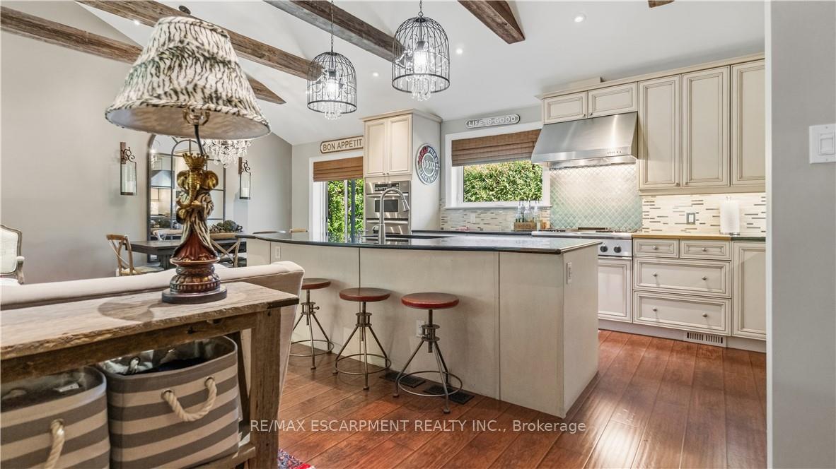 Photo 7 of 517 Rosedale Crescent, Burlington, Roseland — HOMEH