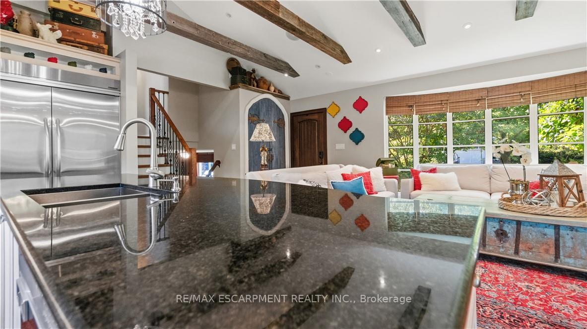 Photo 14 of 517 Rosedale Crescent, Burlington, Roseland — HOMEH