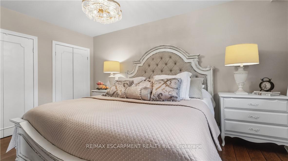 Photo 26 of 517 Rosedale Crescent, Burlington, Roseland — HOMEH
