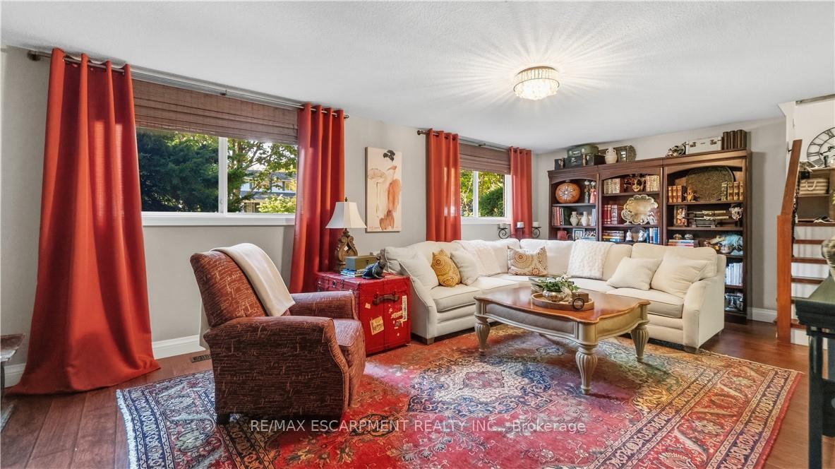 Photo 34 of 517 Rosedale Crescent, Burlington, Roseland — HOMEH