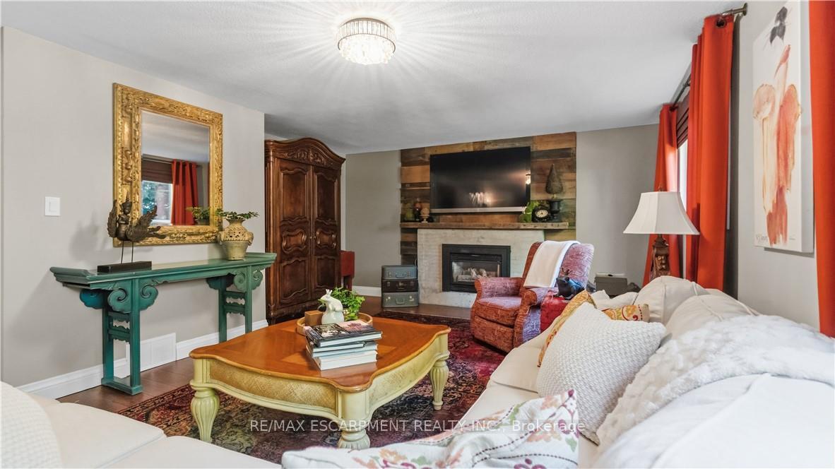 Photo 35 of 517 Rosedale Crescent, Burlington, Roseland — HOMEH