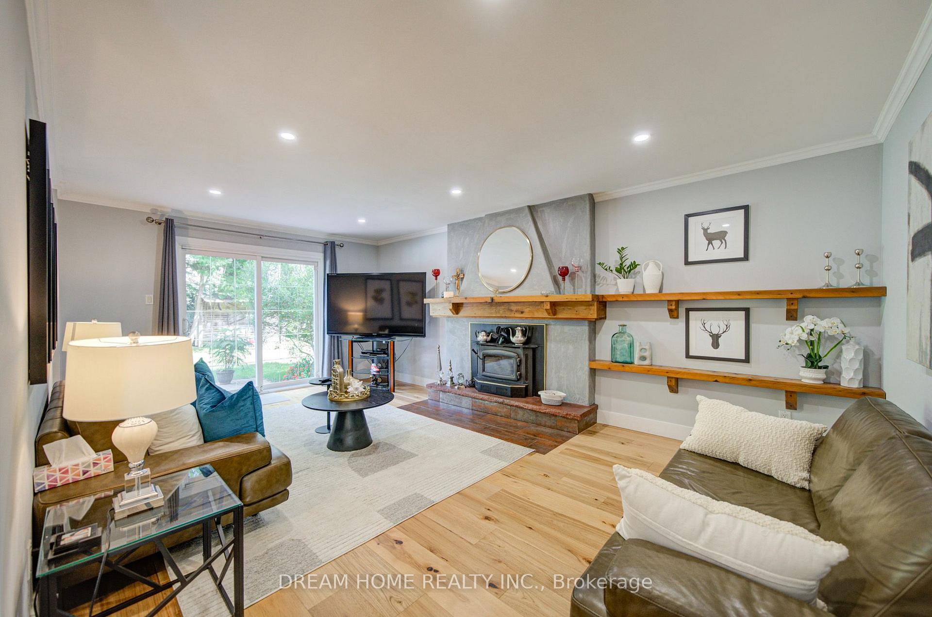 Photo 19 of 2263 Taylor's Orchard, Mississauga, Cooksville — HOMEH