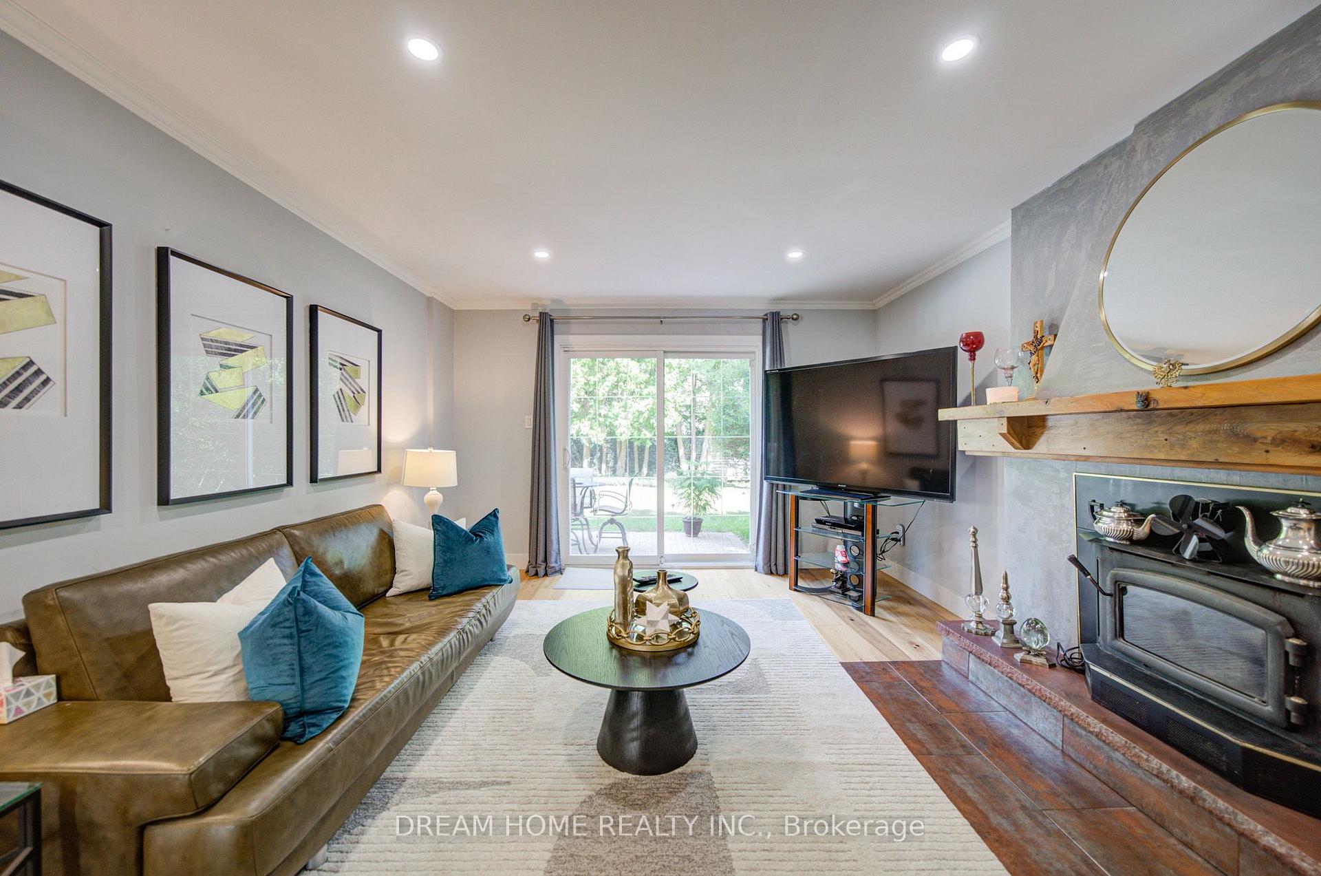 Photo 20 of 2263 Taylor's Orchard, Mississauga, Cooksville — HOMEH