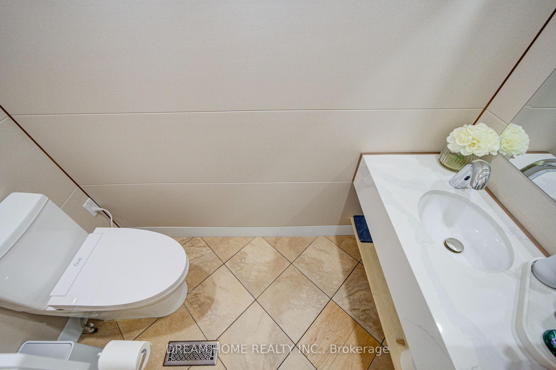 Photo 22 of 2263 Taylor's Orchard, Mississauga, Cooksville — HOMEH