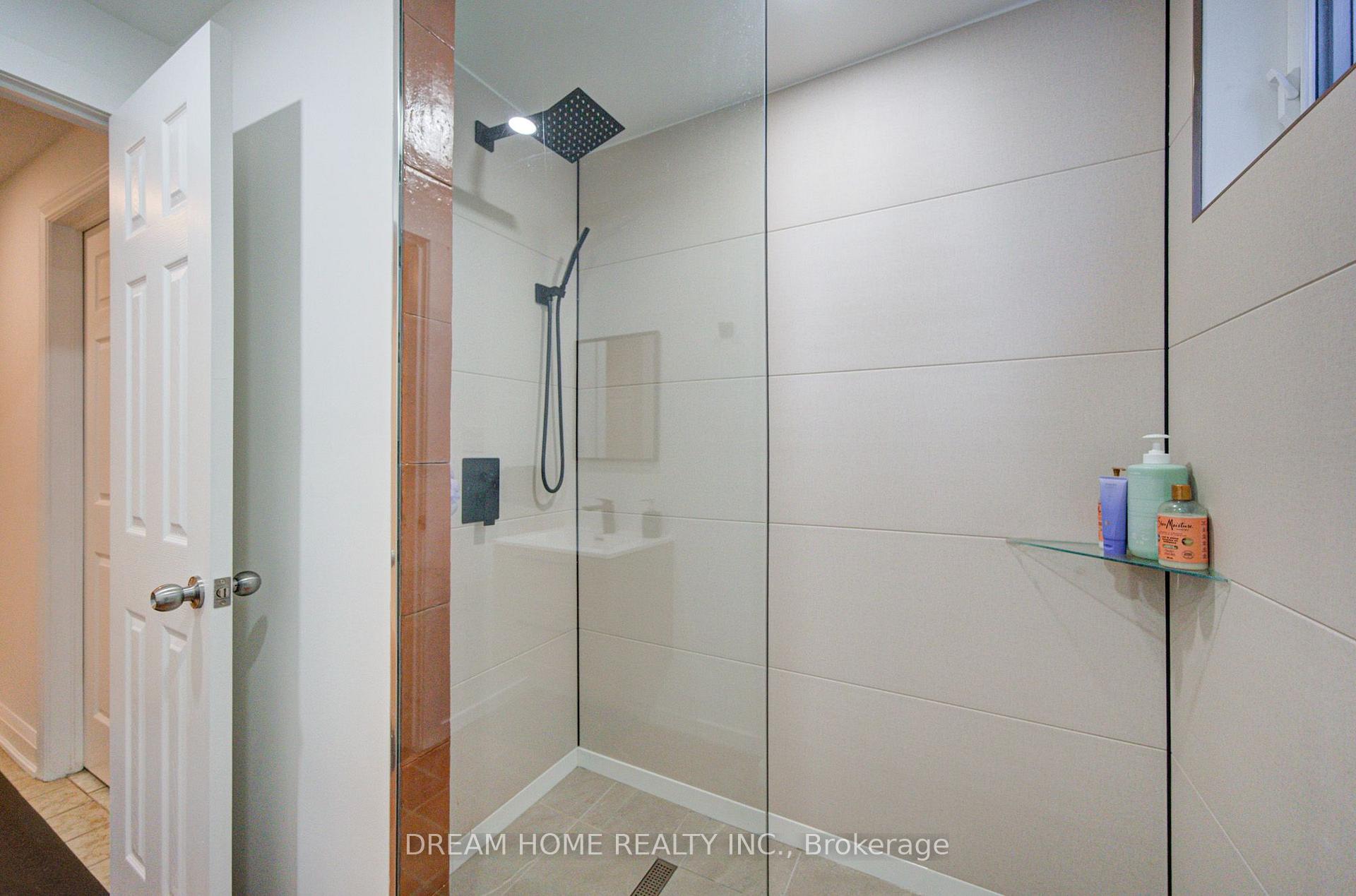 Photo 41 of 2263 Taylor's Orchard, Mississauga, Cooksville — HOMEH