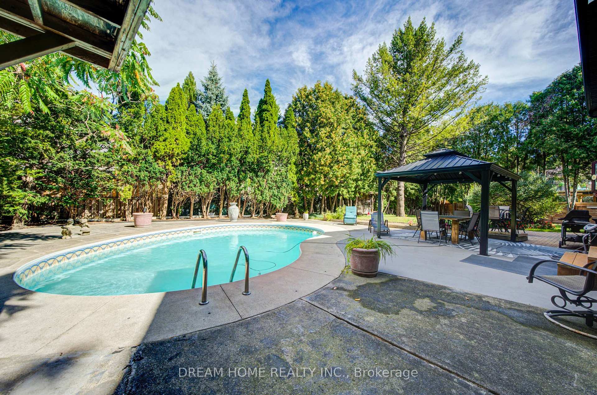 Photo 47 of 2263 Taylor's Orchard, Mississauga, Cooksville — HOMEH