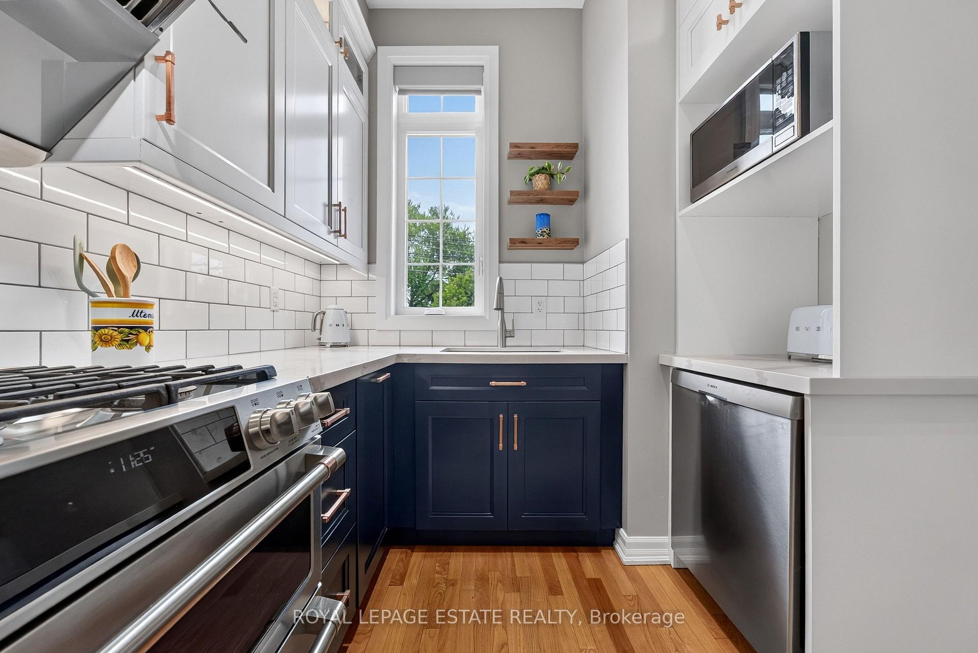 Photo 4 of 2112 Dundas Street E, Toronto, Woodbine Corridor — HOMEH