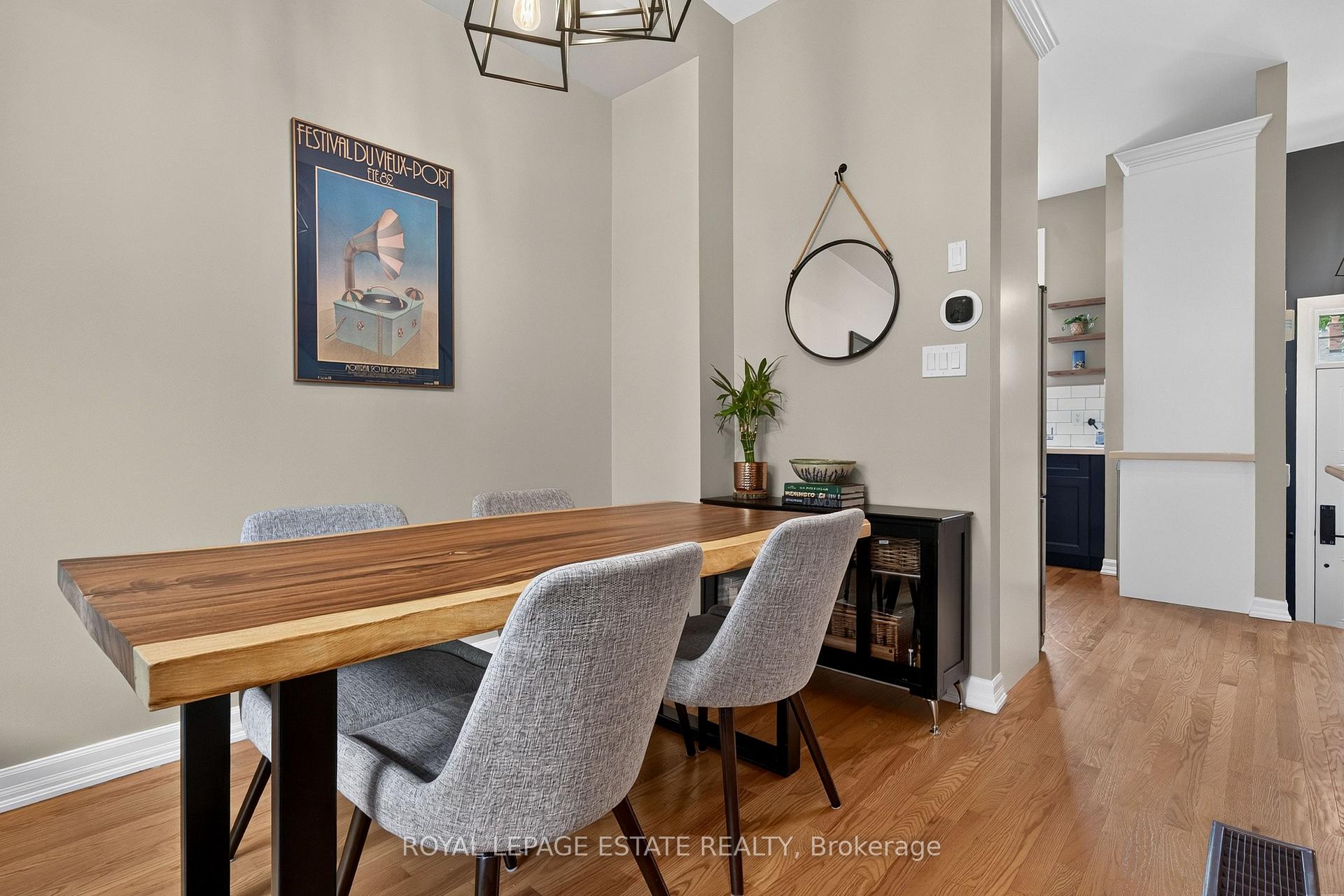 Photo 7 of 2112 Dundas Street E, Toronto, Woodbine Corridor — HOMEH