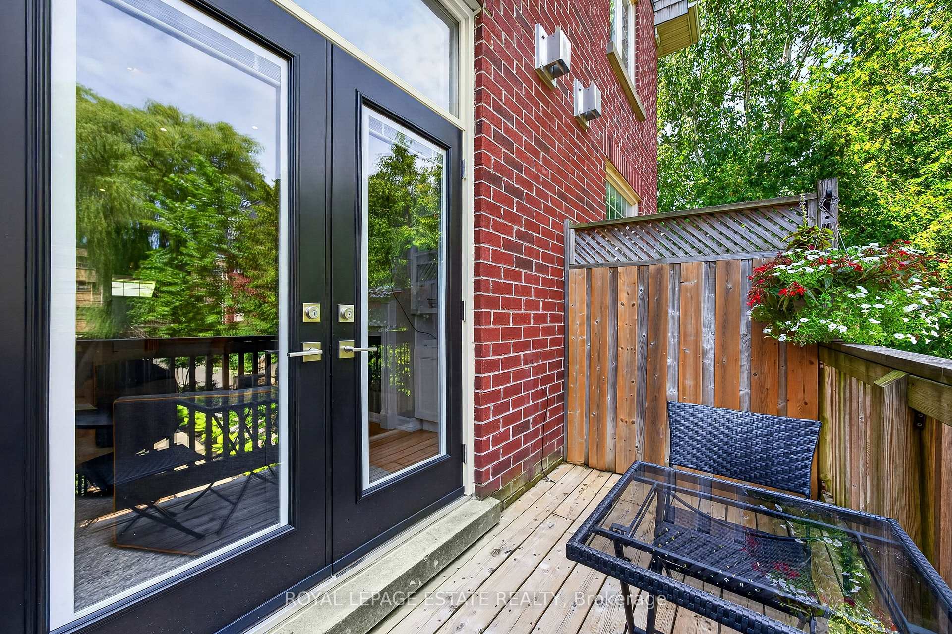 Photo 10 of 2112 Dundas Street E, Toronto, Woodbine Corridor — HOMEH