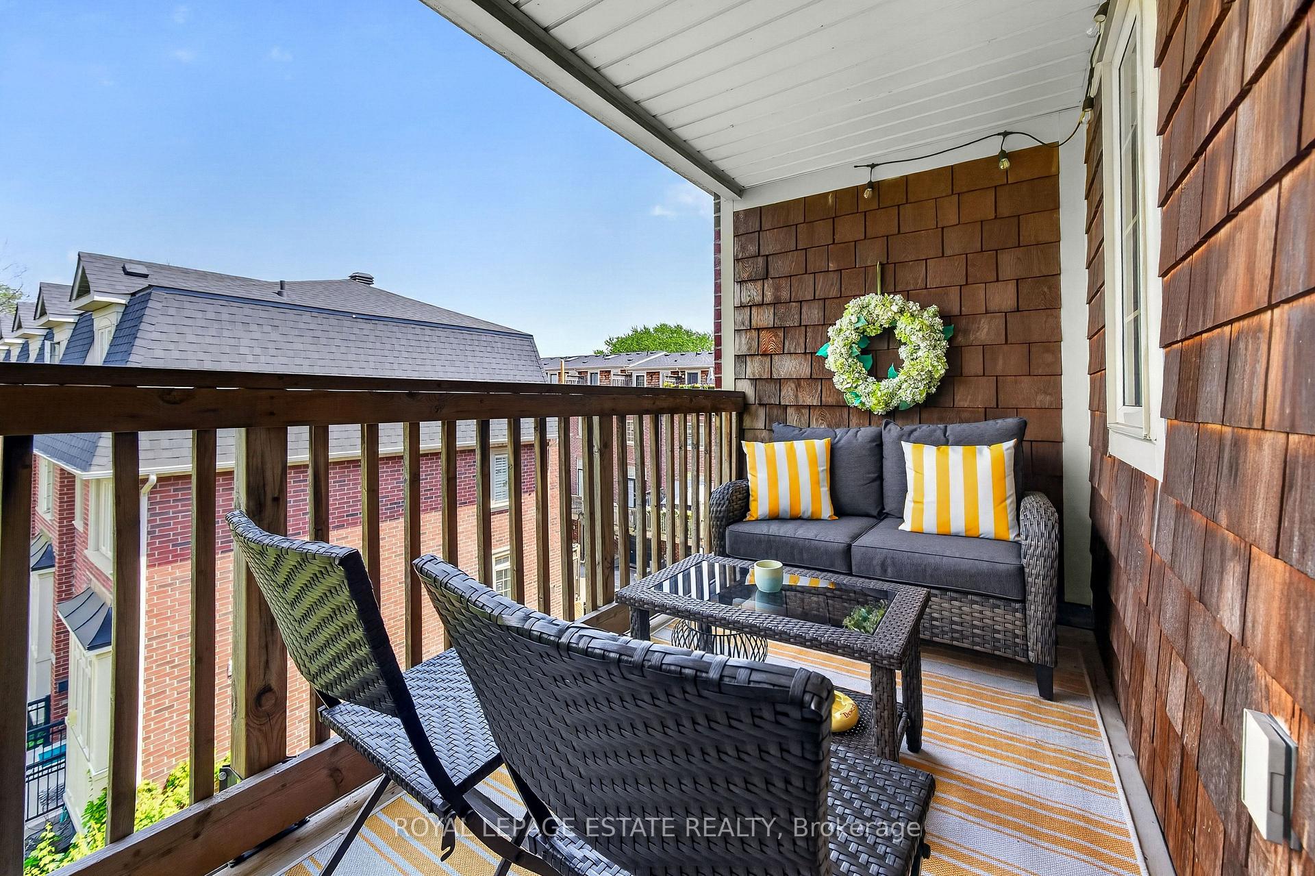 Photo 23 of 2112 Dundas Street E, Toronto, Woodbine Corridor — HOMEH