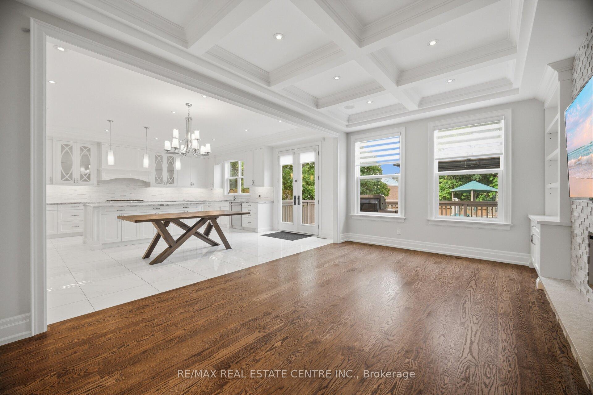 Photo 14 of 1496 Mansfield Drive, Oakville, College Park — HOMEH