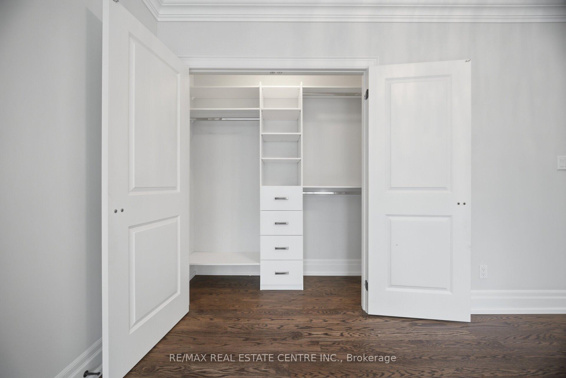 Photo 31 of 1496 Mansfield Drive, Oakville, College Park — HOMEH