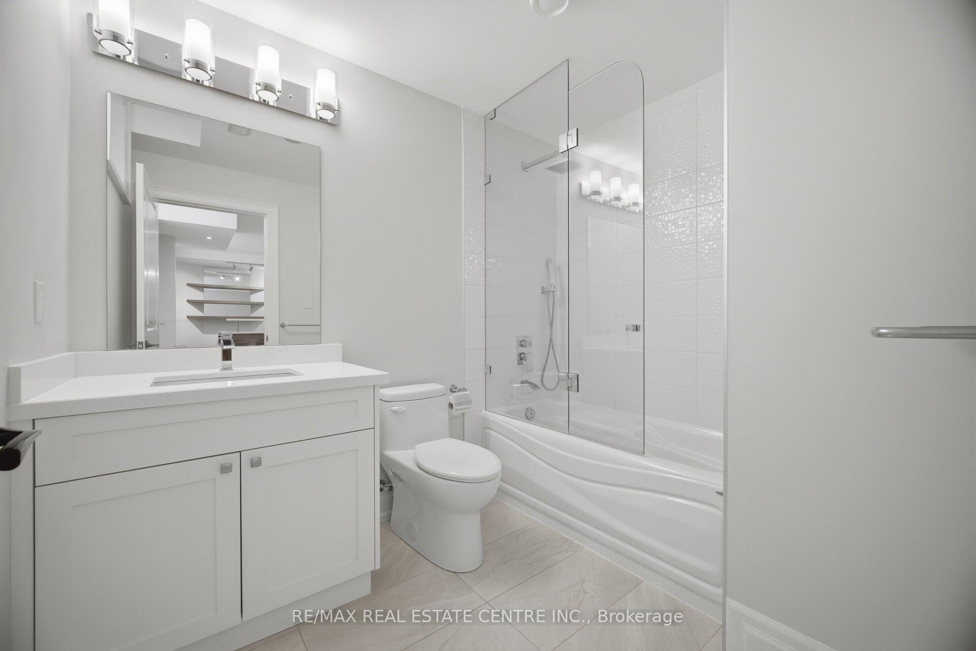 Photo 42 of 1496 Mansfield Drive, Oakville, College Park — HOMEH