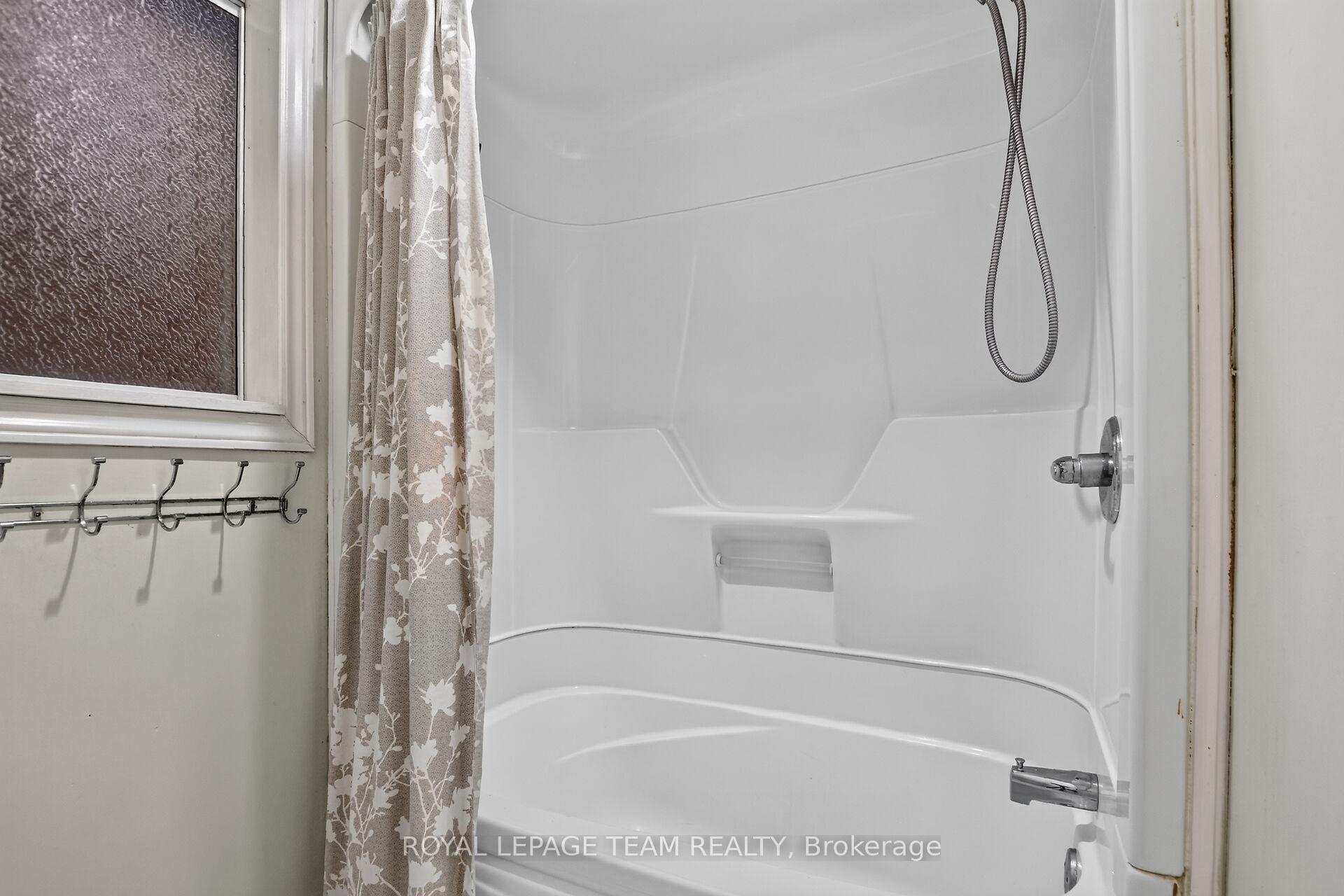Photo 18 of 3679 Dunrobin Road, Ottawa, Dunrobin — HOMEH