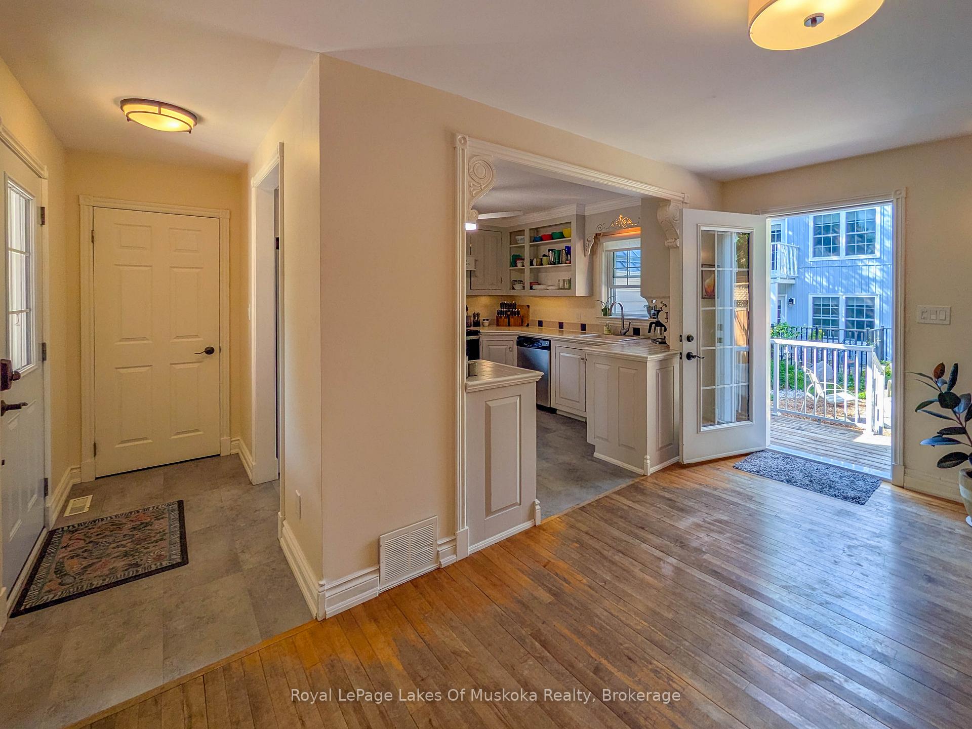 Photo 8 of 212 James Street, Bracebridge — HOMEH