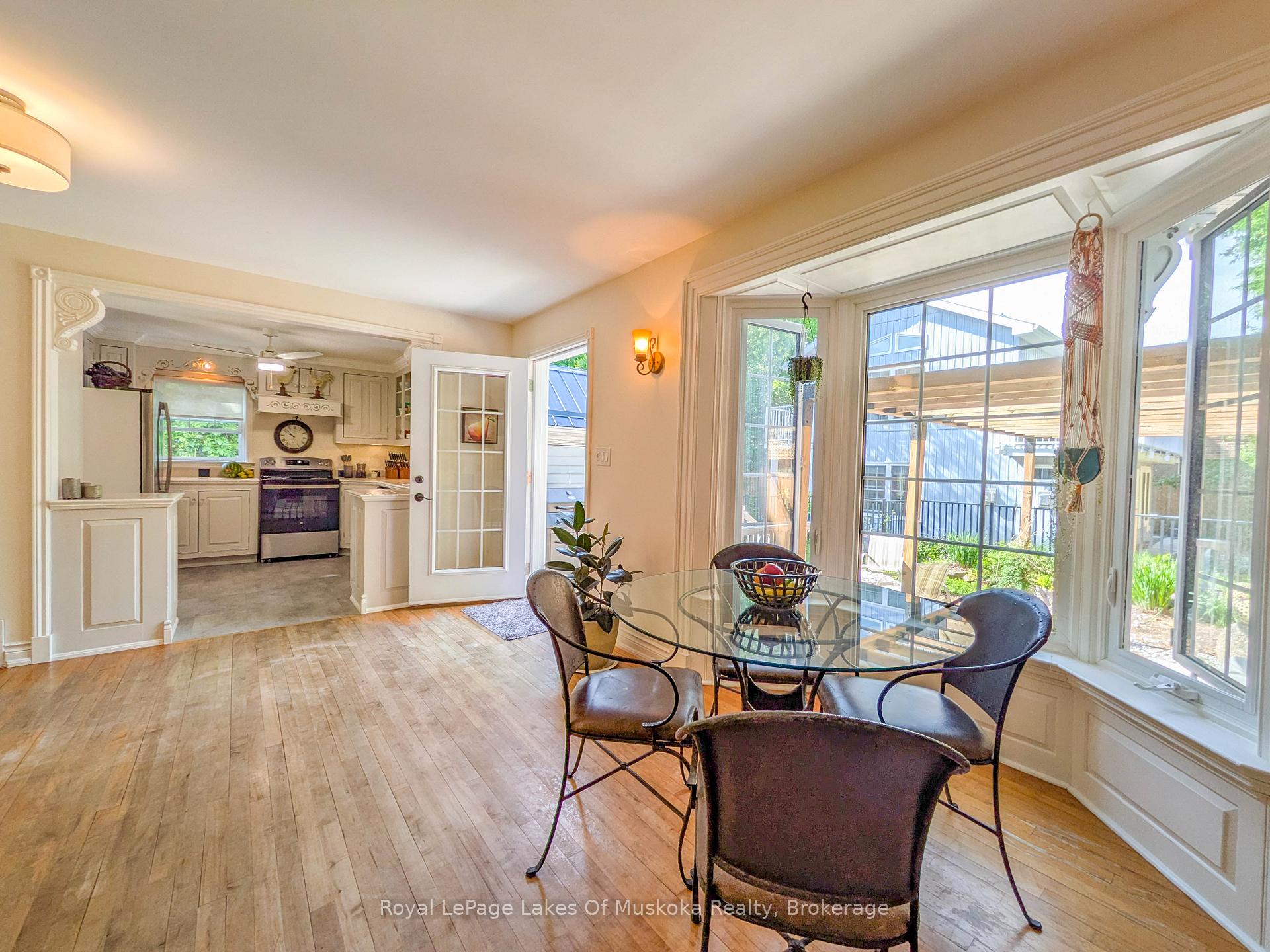 Photo 13 of 212 James Street, Bracebridge — HOMEH