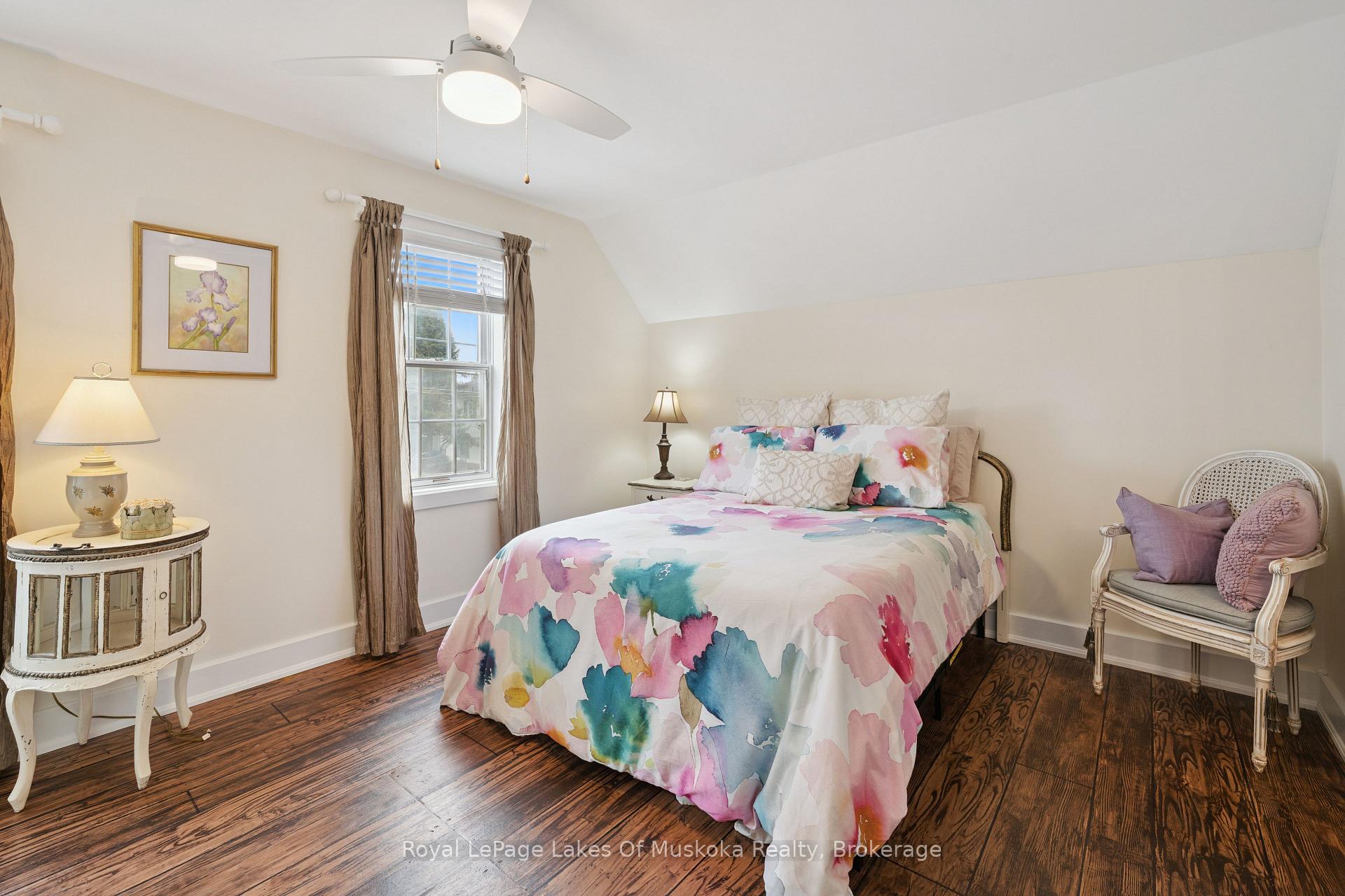 Photo 22 of 212 James Street, Bracebridge — HOMEH