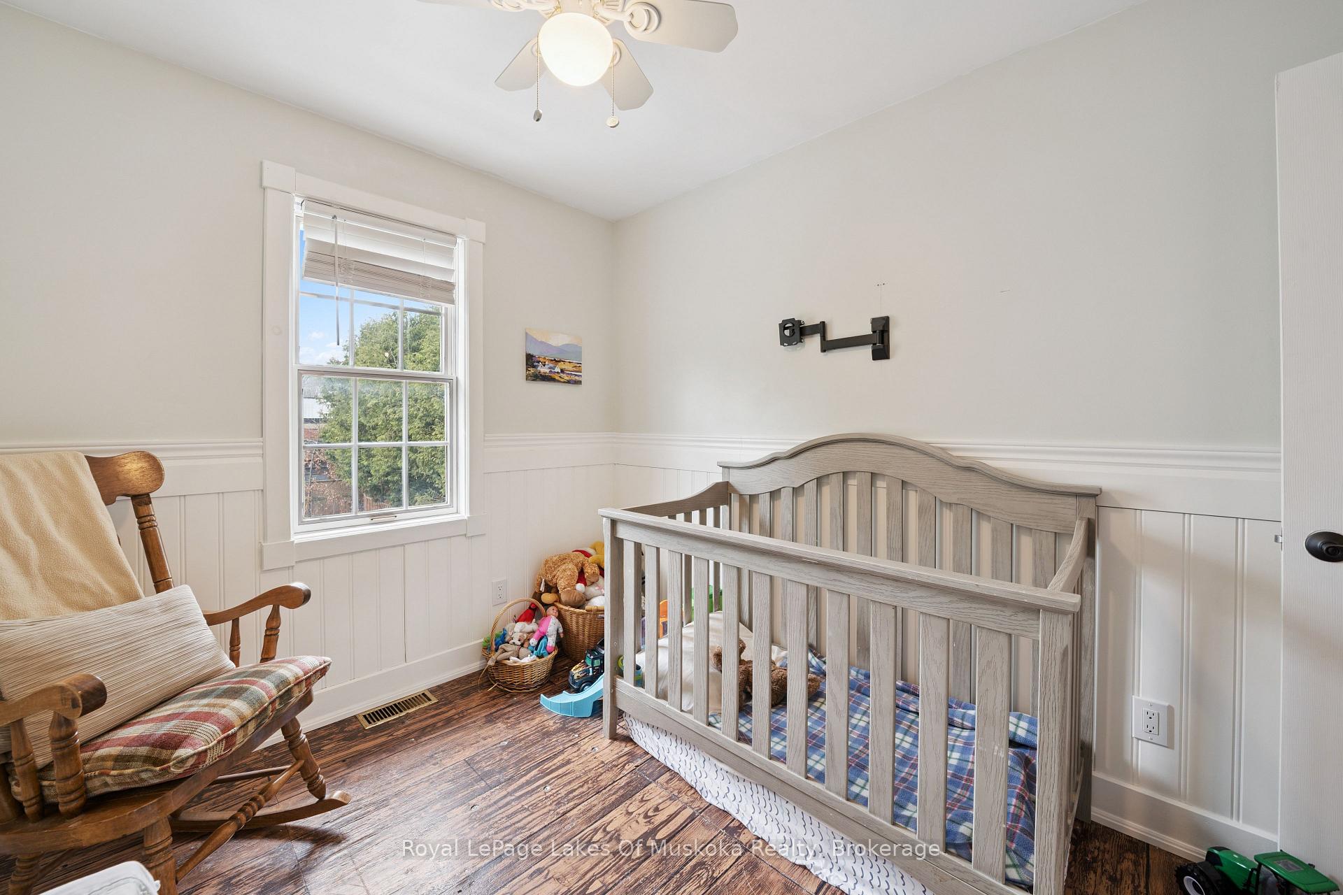 Photo 25 of 212 James Street, Bracebridge — HOMEH