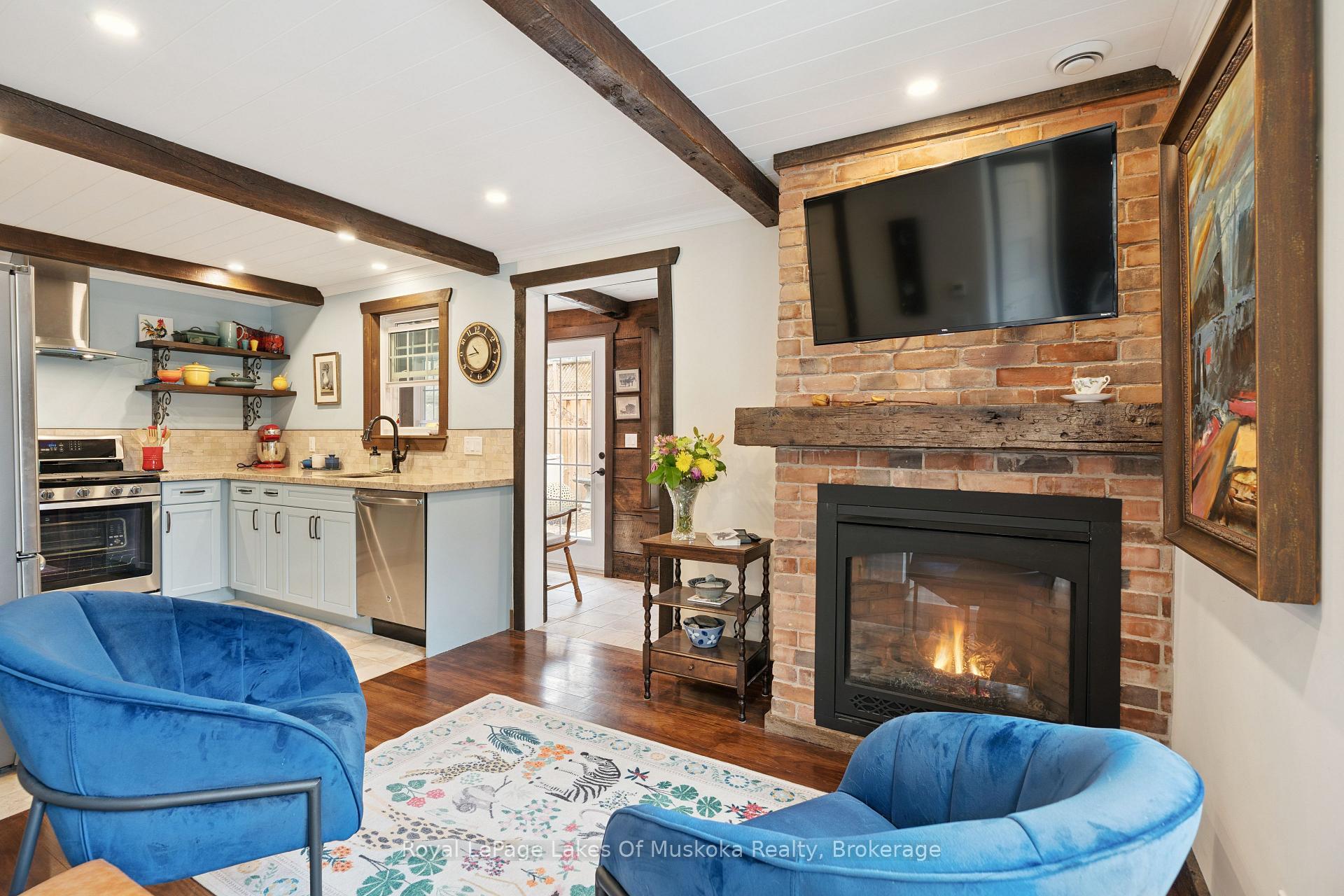 Photo 37 of 212 James Street, Bracebridge — HOMEH