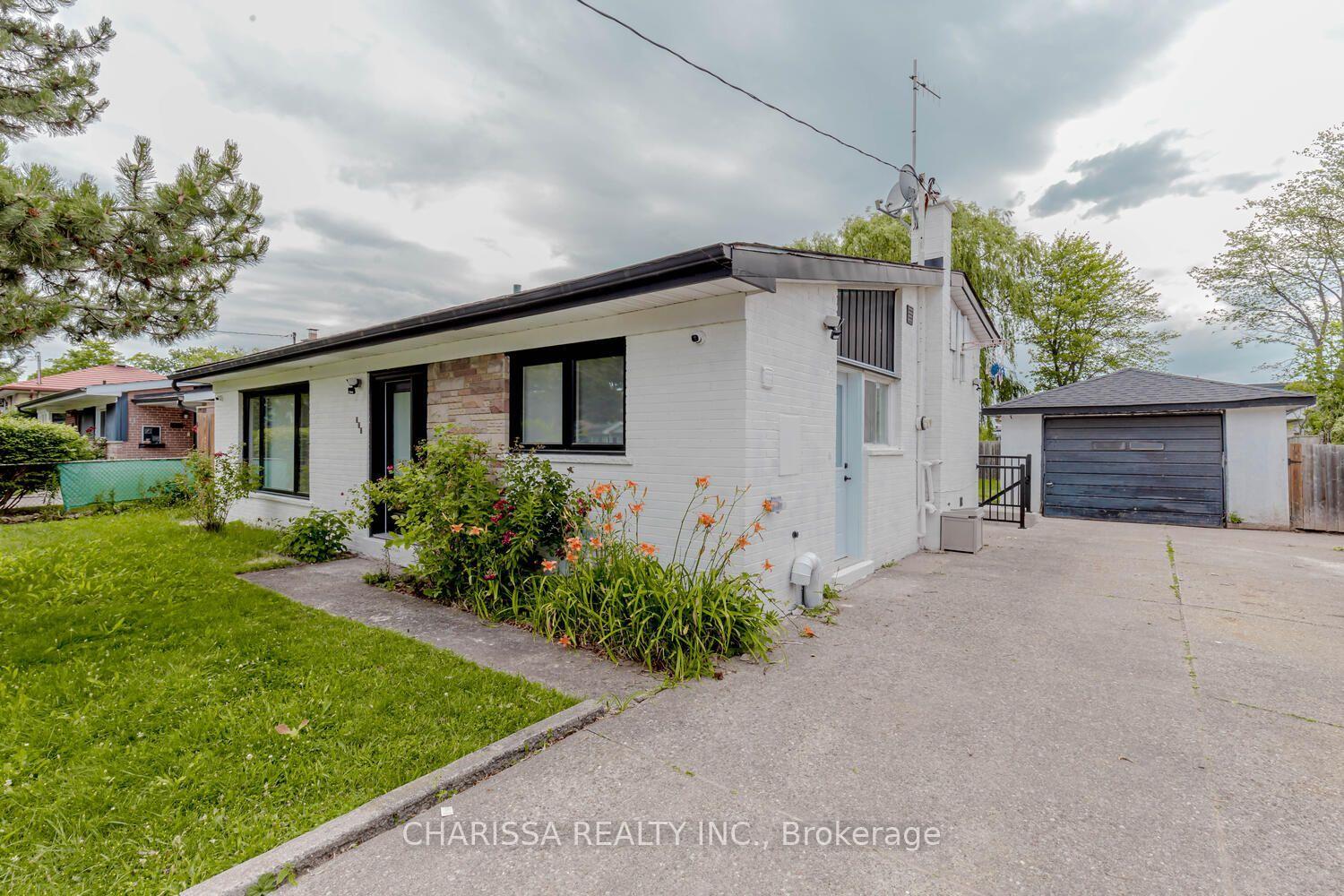 Photo 1 of Unit Upper, 523 Pinegrove Road, Oakville, West — HOMEH
