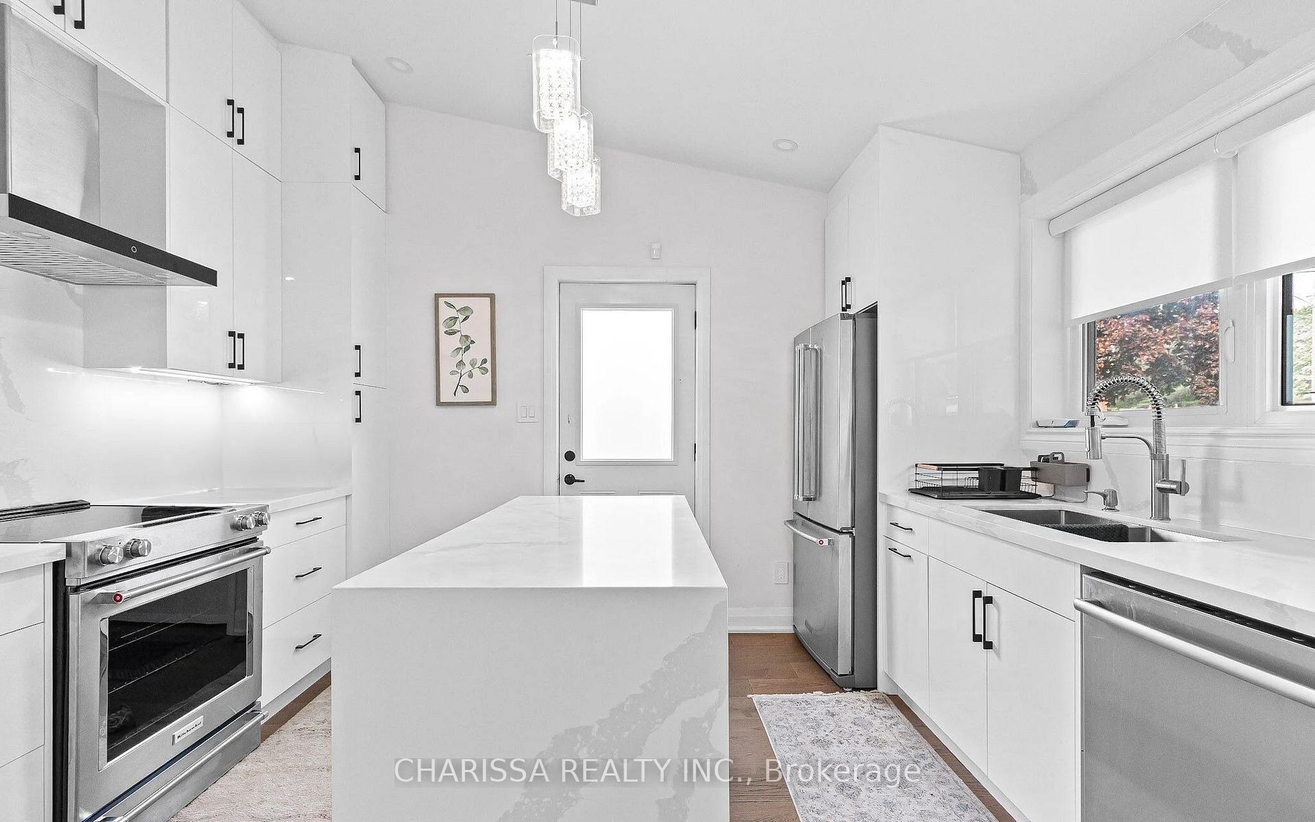 Photo 6 of Unit Upper, 523 Pinegrove Road, Oakville, West — HOMEH