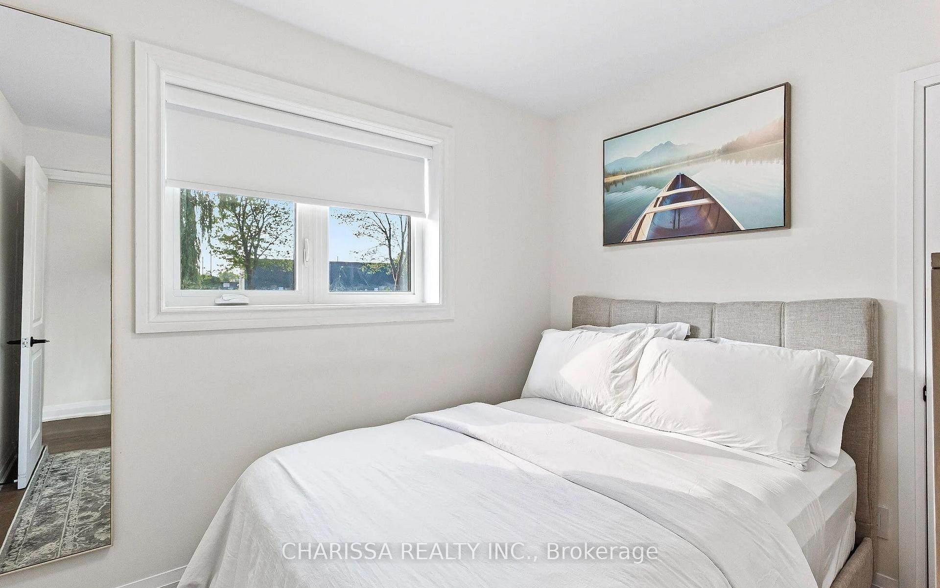 Photo 11 of Unit Upper, 523 Pinegrove Road, Oakville, West — HOMEH