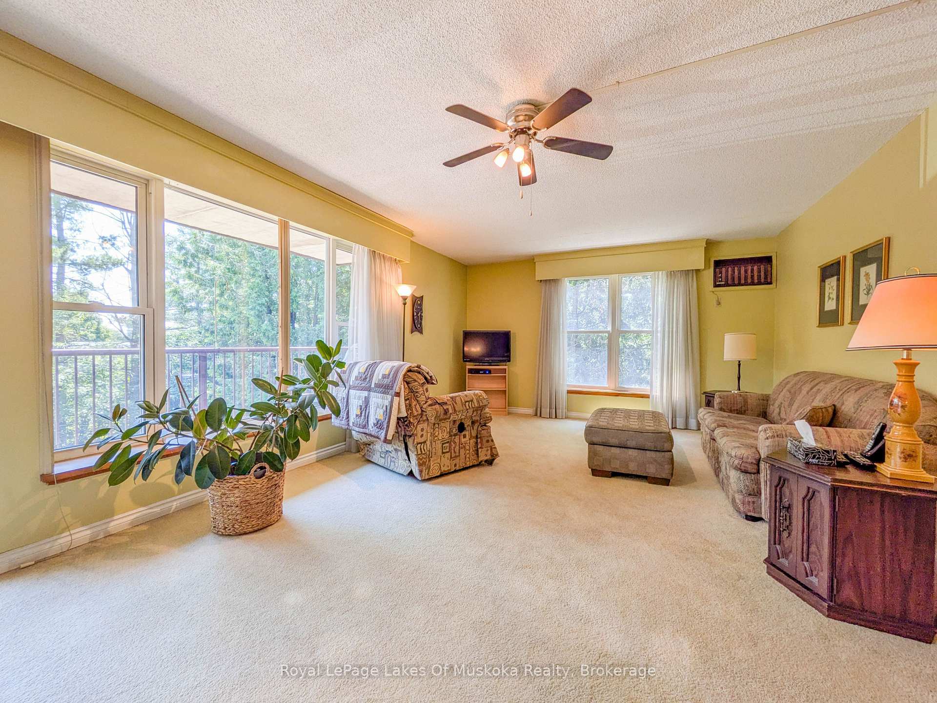 Photo 16 of Unit 101, 38 Monck Road, Bracebridge — HOMEH