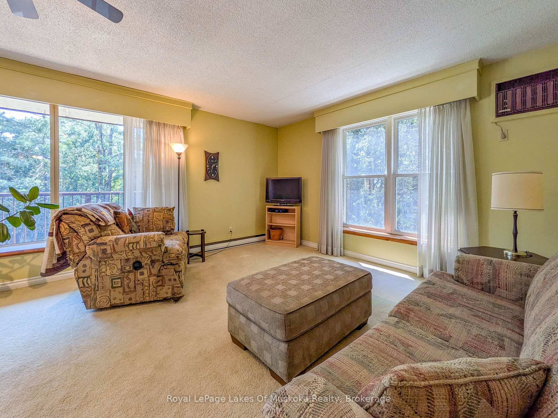Photo 17 of Unit 101, 38 Monck Road, Bracebridge — HOMEH