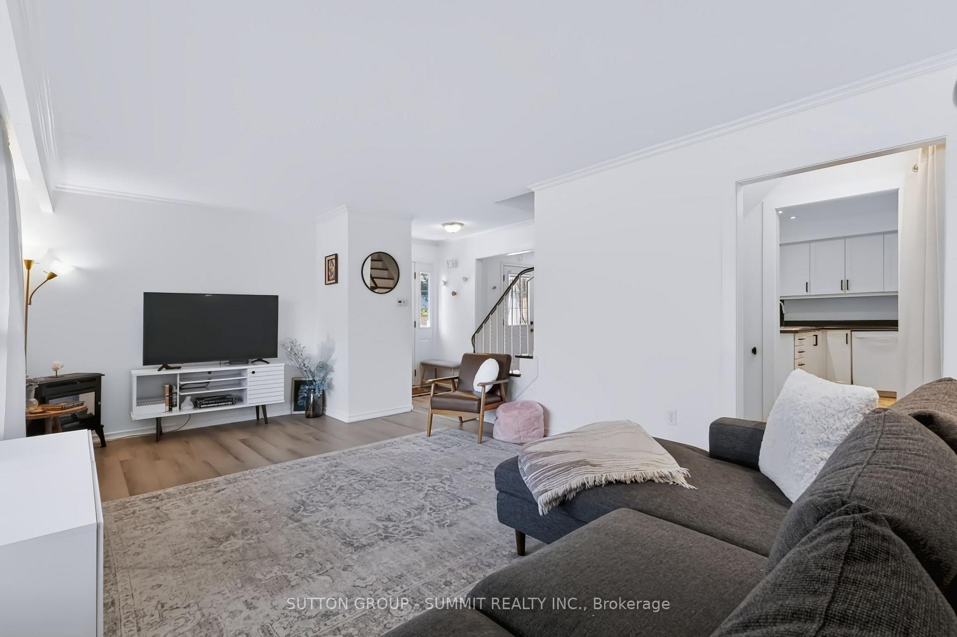 Photo 13 of Unit 16, 4018 Longmoor Drive, Burlington, Shoreacres — HOMEH