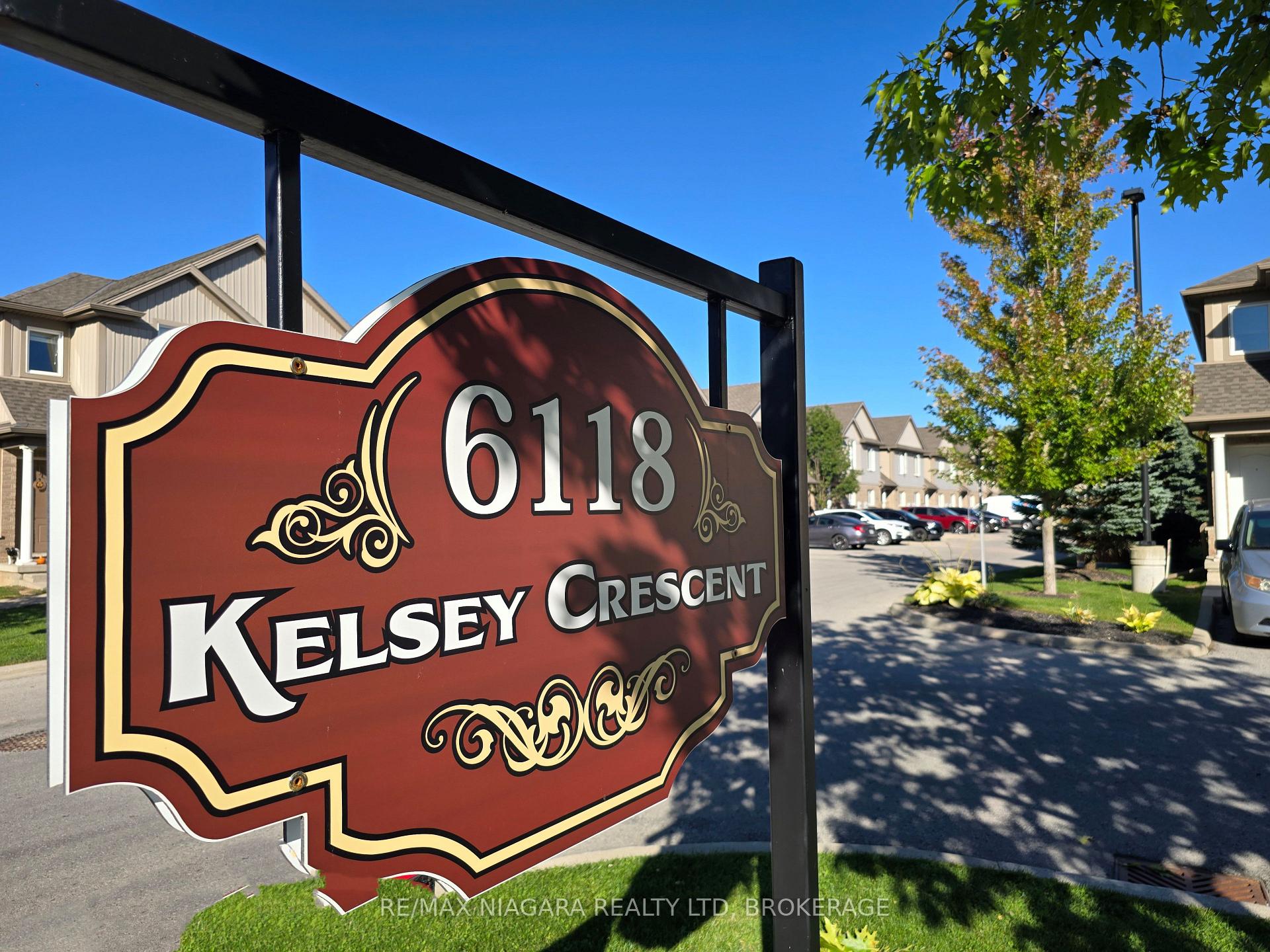 Photo 2 of Unit 37, 6118 Kelsey Crescent, Niagara Falls, Forestview — HOMEH