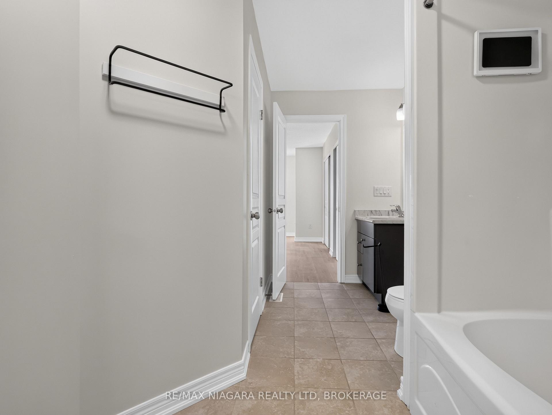 Photo 26 of Unit 37, 6118 Kelsey Crescent, Niagara Falls, Forestview — HOMEH