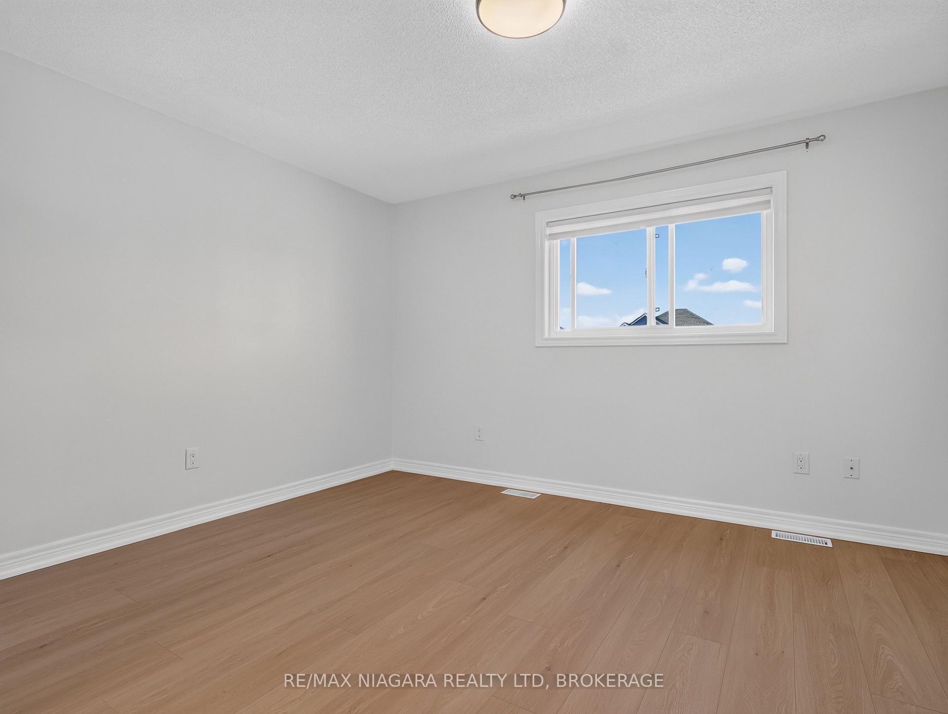 Photo 30 of Unit 37, 6118 Kelsey Crescent, Niagara Falls, Forestview — HOMEH