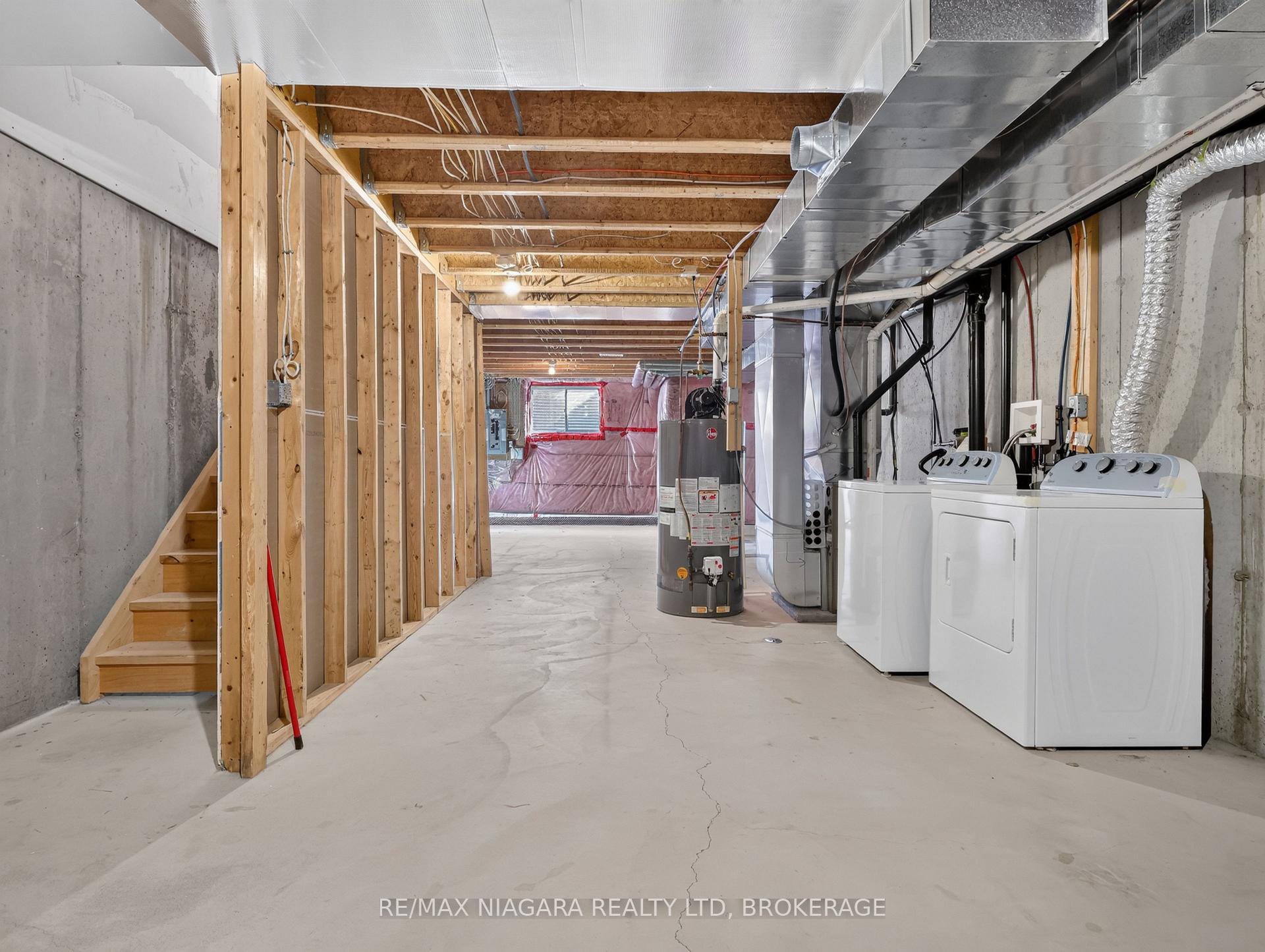 Photo 33 of Unit 37, 6118 Kelsey Crescent, Niagara Falls, Forestview — HOMEH