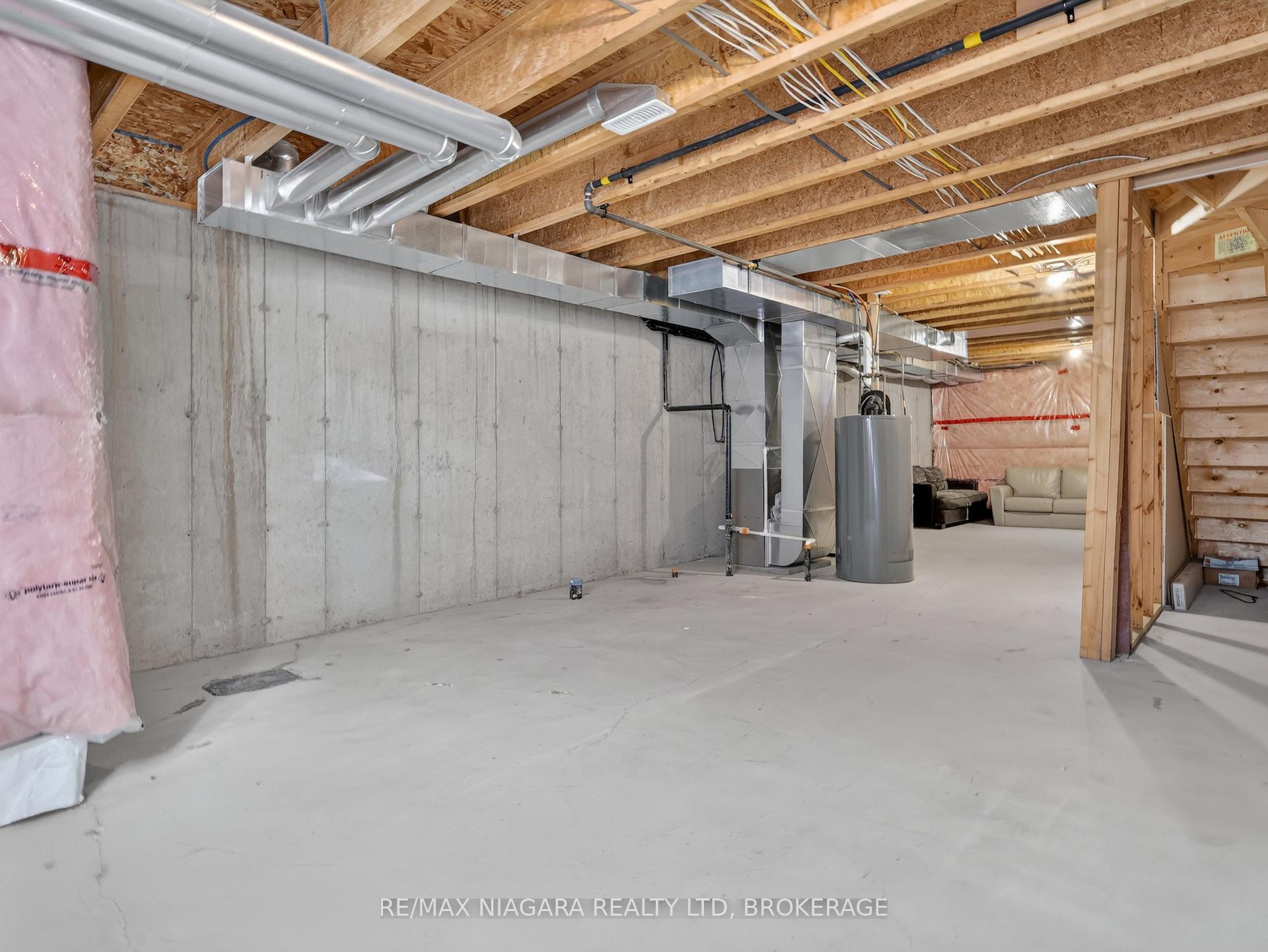 Photo 37 of Unit 37, 6118 Kelsey Crescent, Niagara Falls, Forestview — HOMEH