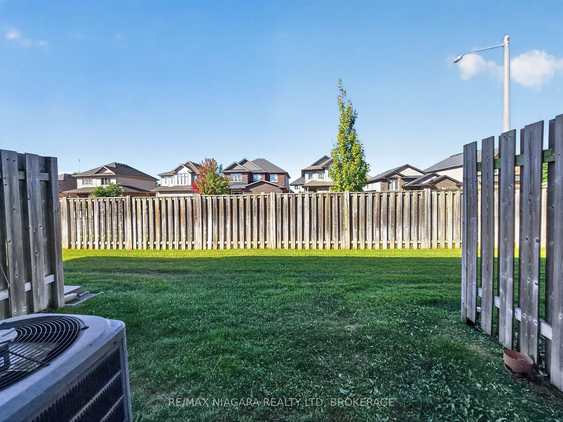 Photo 38 of Unit 37, 6118 Kelsey Crescent, Niagara Falls, Forestview — HOMEH