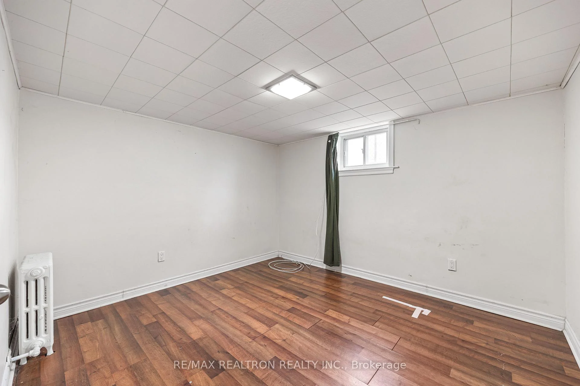 Photo 36 of 68 Elfreda Boulevard, Scarborough, Clairlea-Birchmount — HOMEH