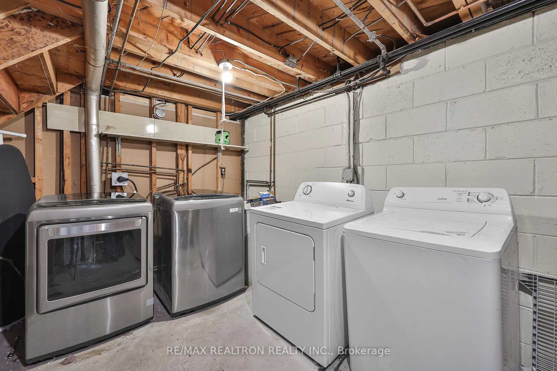 Photo 38 of 68 Elfreda Boulevard, Scarborough, Clairlea-Birchmount — HOMEH