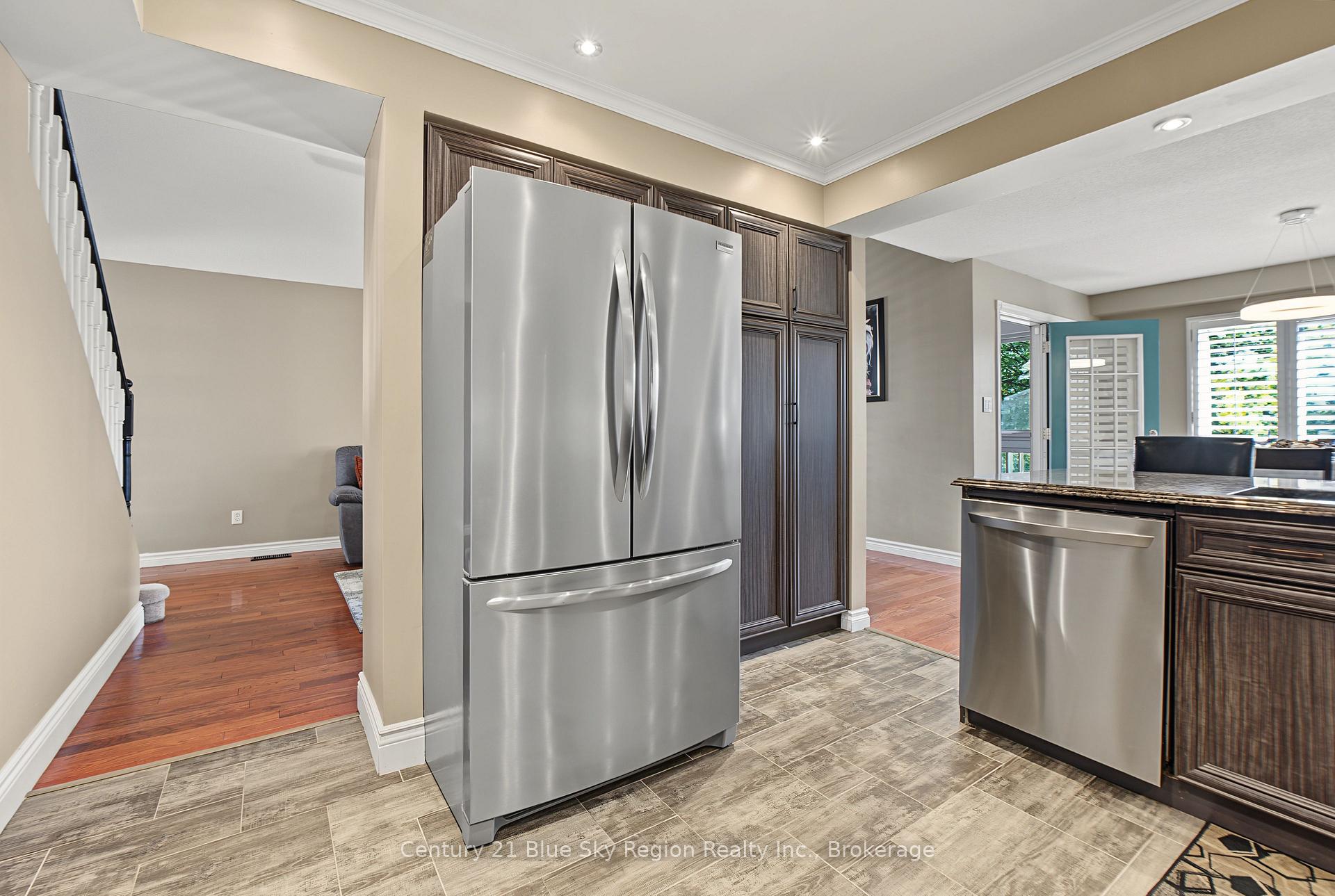 Photo 30 of 126 Cloverbrae Crescent, North Bay, Ferris — HOMEH