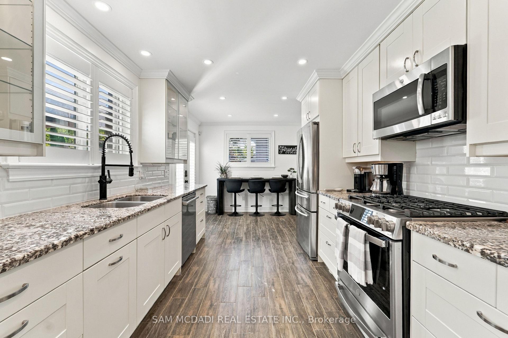 Photo 15 of 22 Bywood Crescent, Hamilton, Stoney Creek Mountain — HOMEH