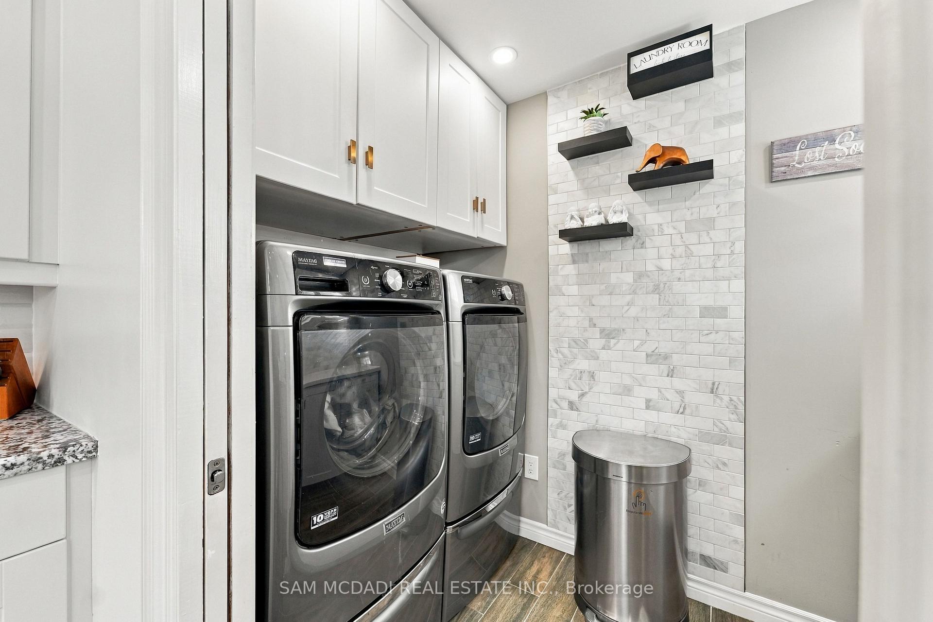 Photo 16 of 22 Bywood Crescent, Hamilton, Stoney Creek Mountain — HOMEH