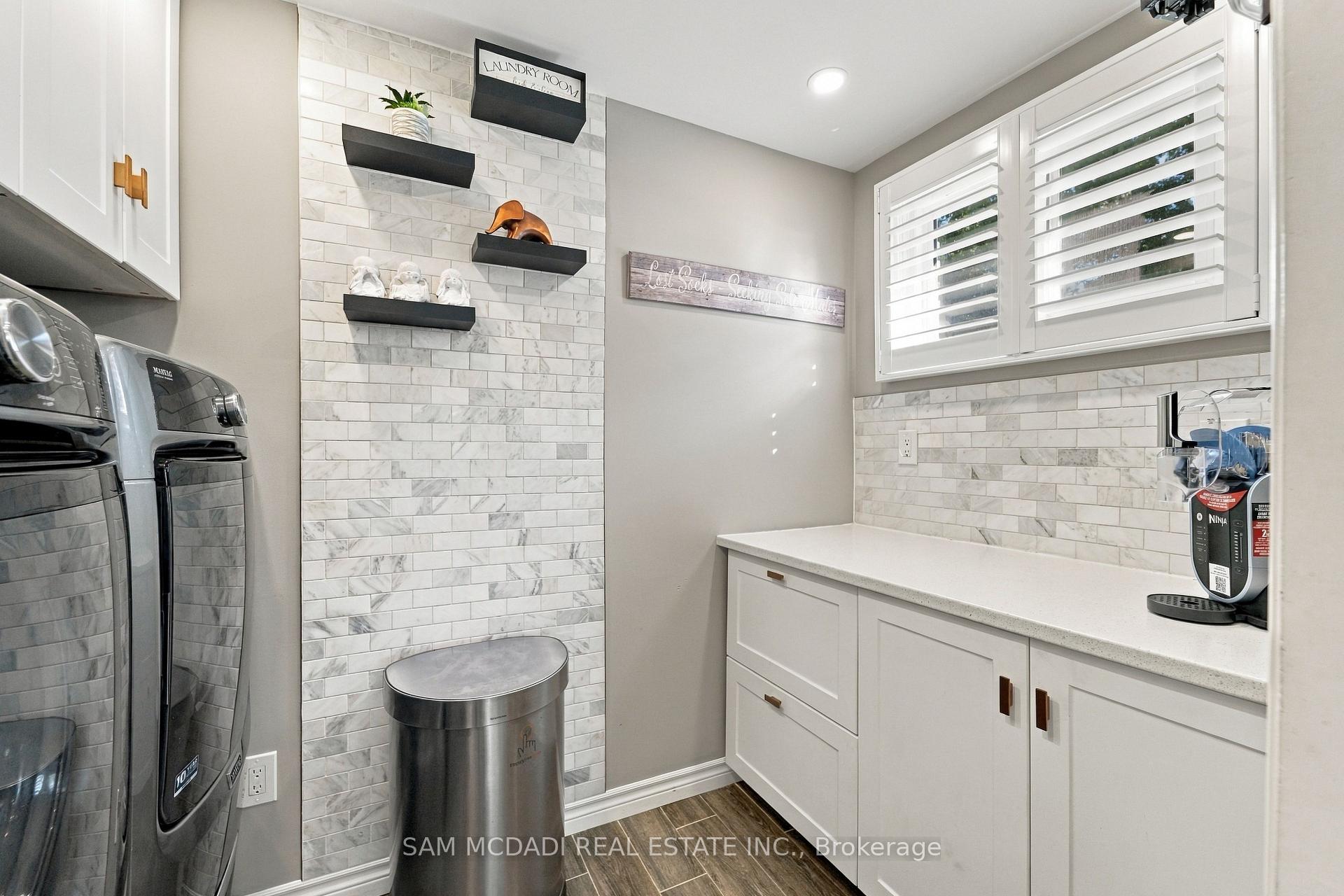 Photo 17 of 22 Bywood Crescent, Hamilton, Stoney Creek Mountain — HOMEH