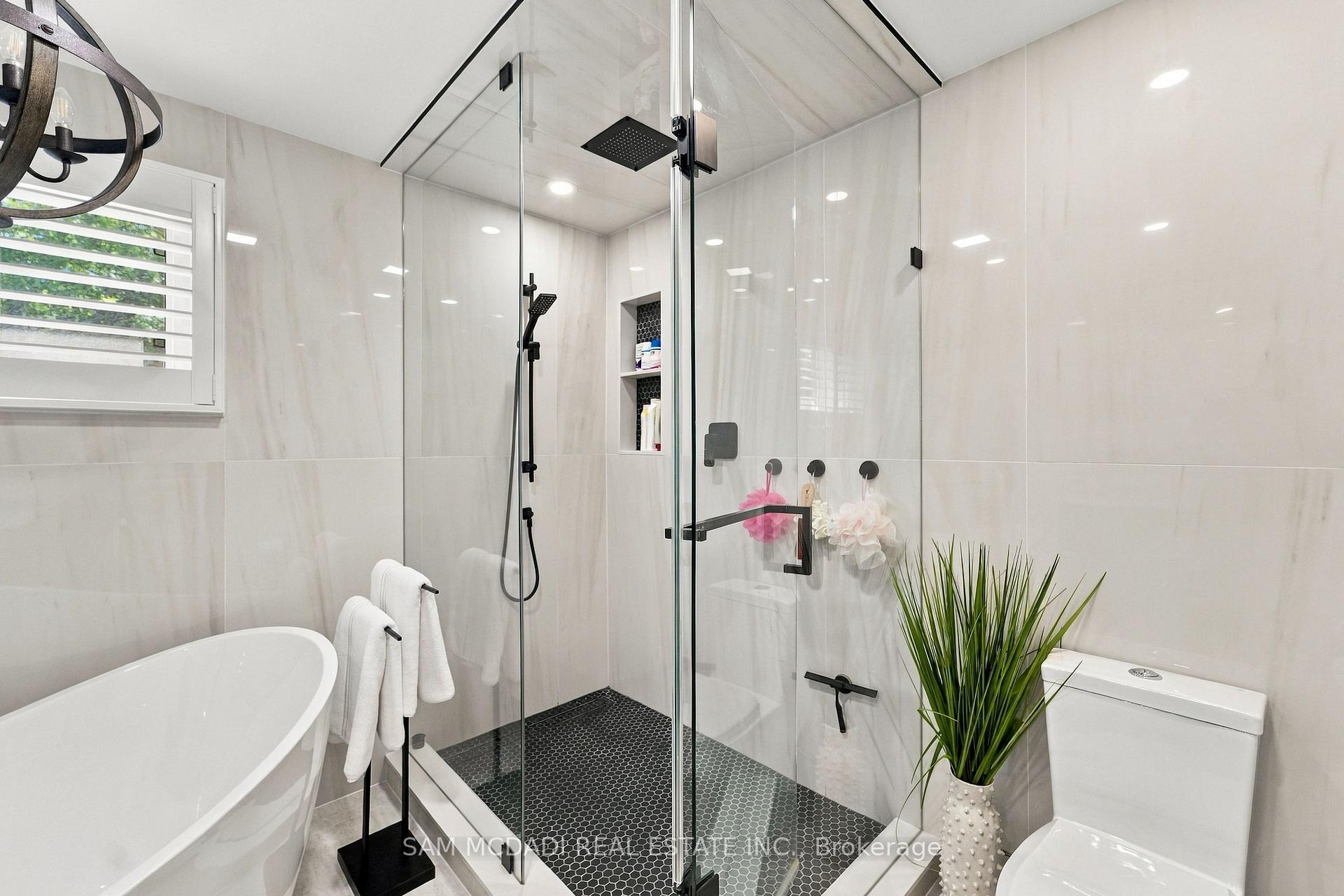 Photo 27 of 22 Bywood Crescent, Hamilton, Stoney Creek Mountain — HOMEH