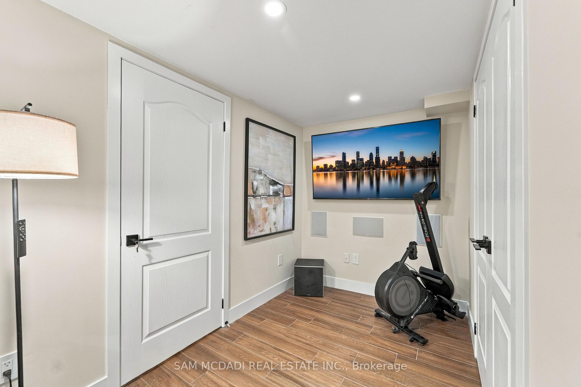 Photo 36 of 22 Bywood Crescent, Hamilton, Stoney Creek Mountain — HOMEH